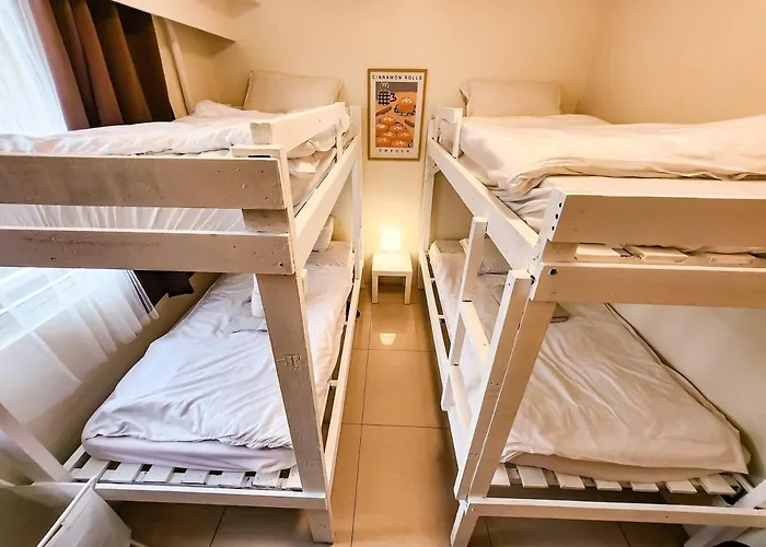 2br View Moa 200mbps Netflix Apartment Manila